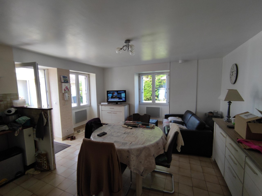 Photo Maison Thure 3 pièce(s) 65 m2 image 3/6