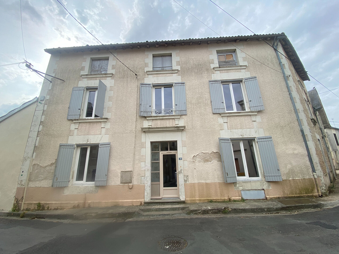Maison - 100m² - MIREBEAU CENTRE