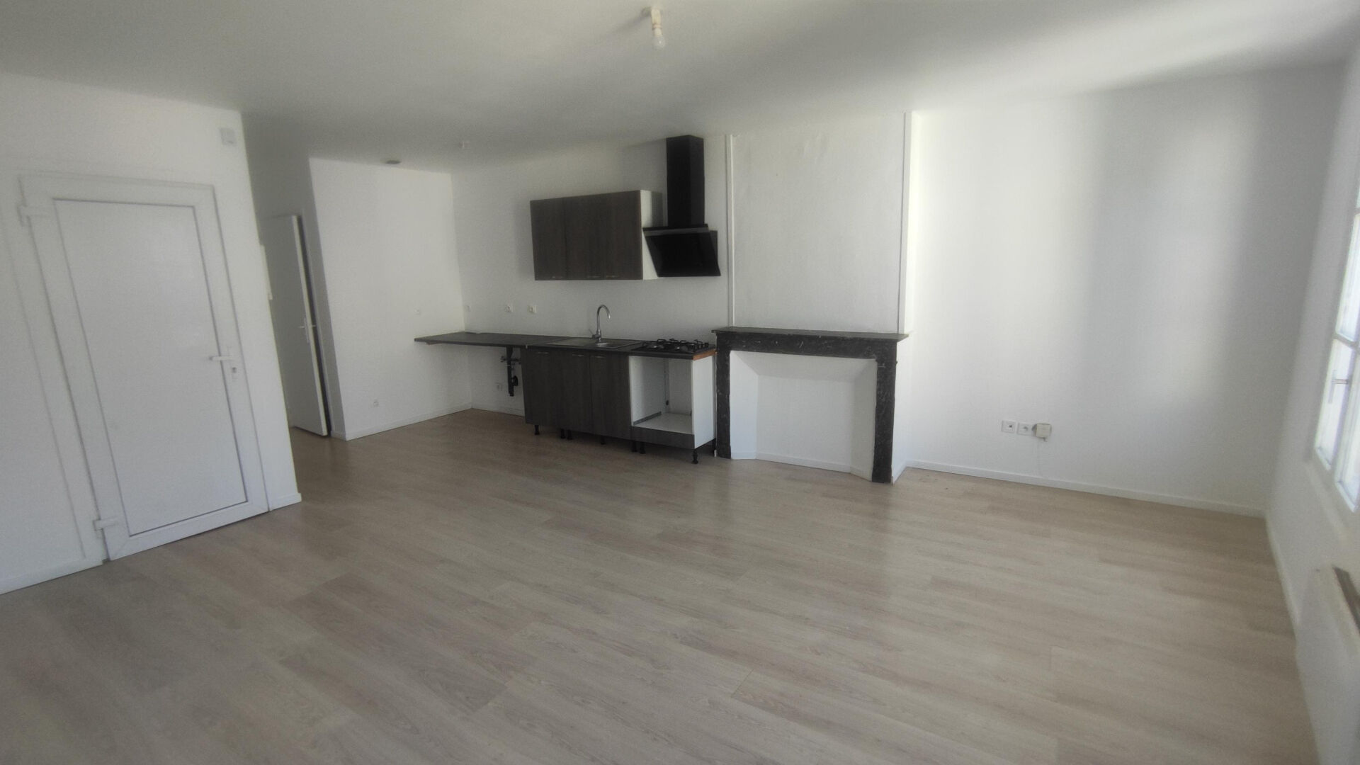 Agence immobilière de ALIENOR iMMOBILIER Lencloitre