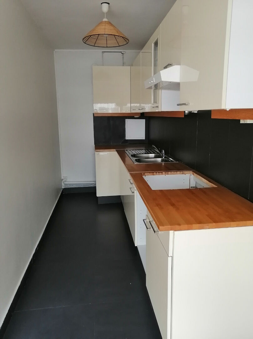 Photo rue picpus 75012, Appartement  2 pièce(s) 50 m2 balcon image 3/6