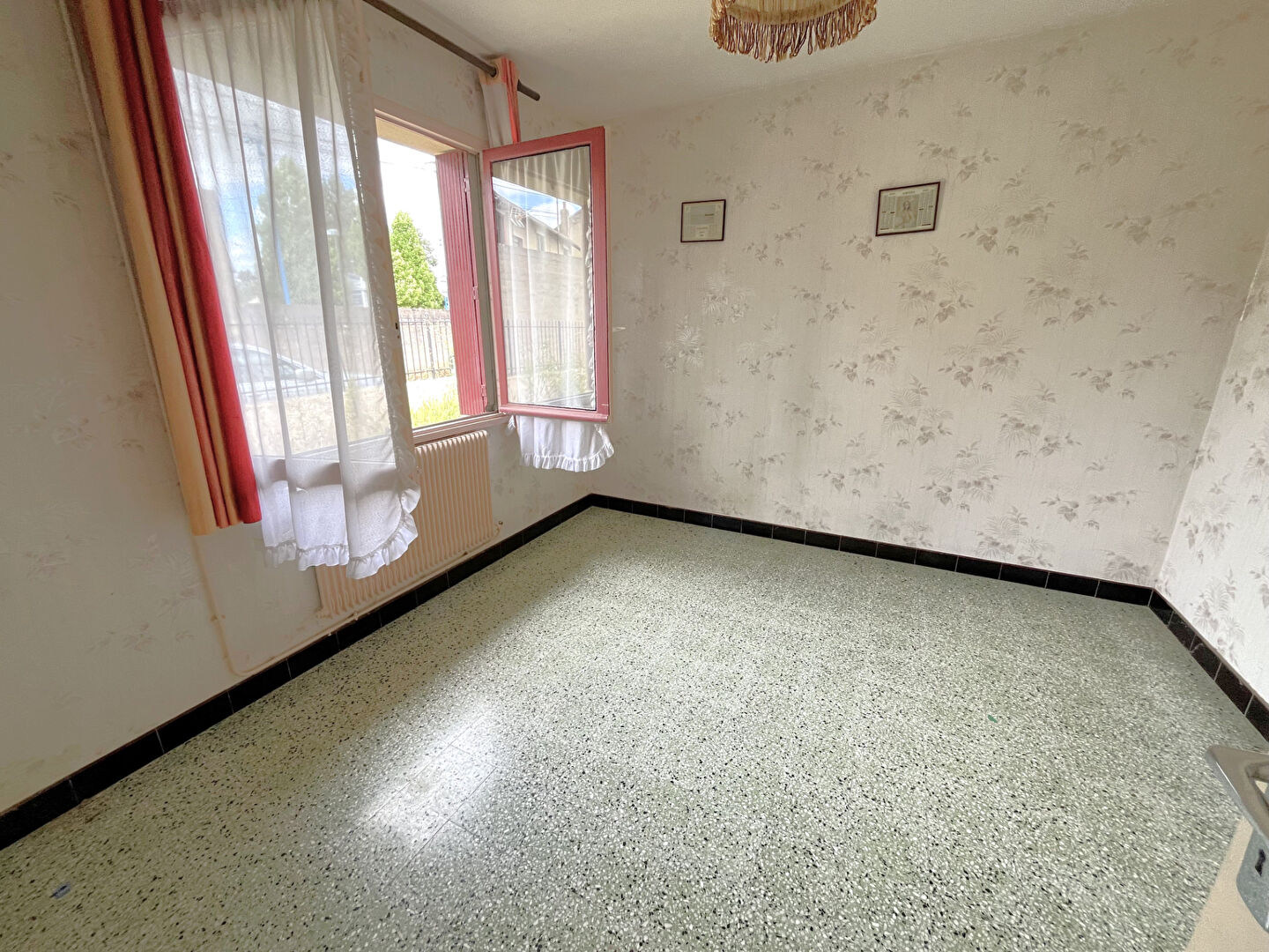 Photo Maison de 91m² habitable au centre de Migennes dans secteur calme sur jardin de 430m² image 6/6