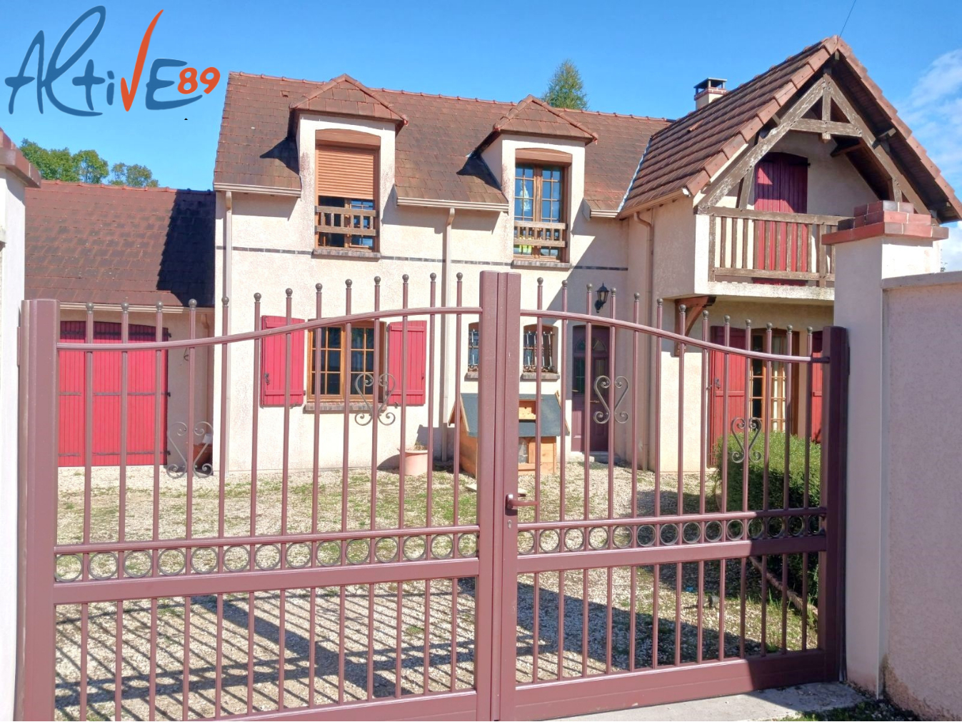 Photo Maison récente de 2002 secteur Champvallon à 5 minutes de Joigny et de la gare pour Paris (1H15 de la capitale) image 2/6