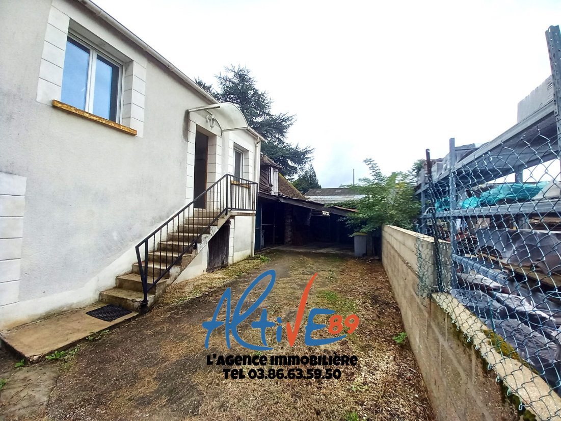 Photo Appartement 4 pièce(s) JOIGNY image 1/6