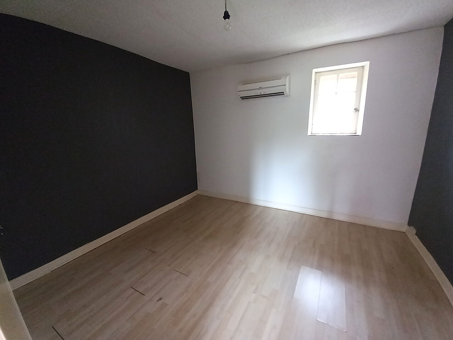 Photo Appartement 4 pièce(s) JOIGNY image 4/6