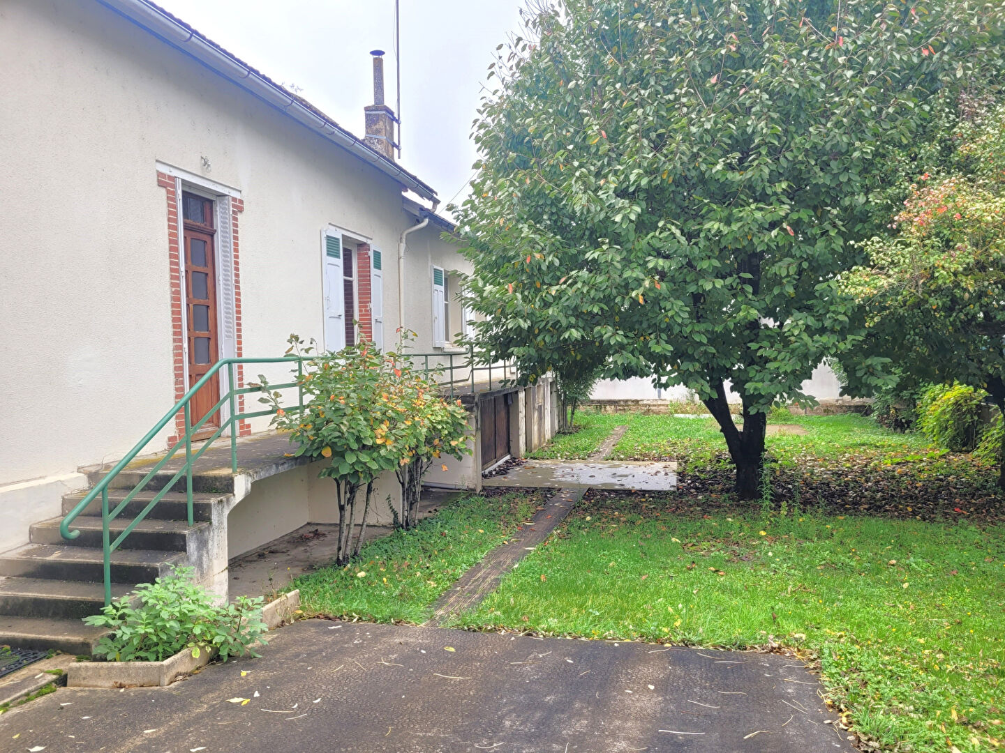 Photo Maison avec emplacement idéal pour local commercial ou activité professionnelle au centre d'Auxerre de 81 m2 image 4/6