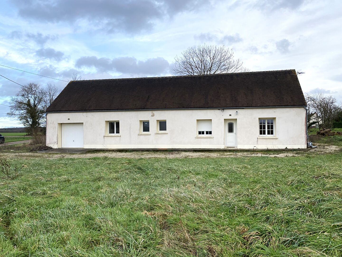 Maison  Verlin 3 pièces 84 m2 sur 880m² de terrain plat.