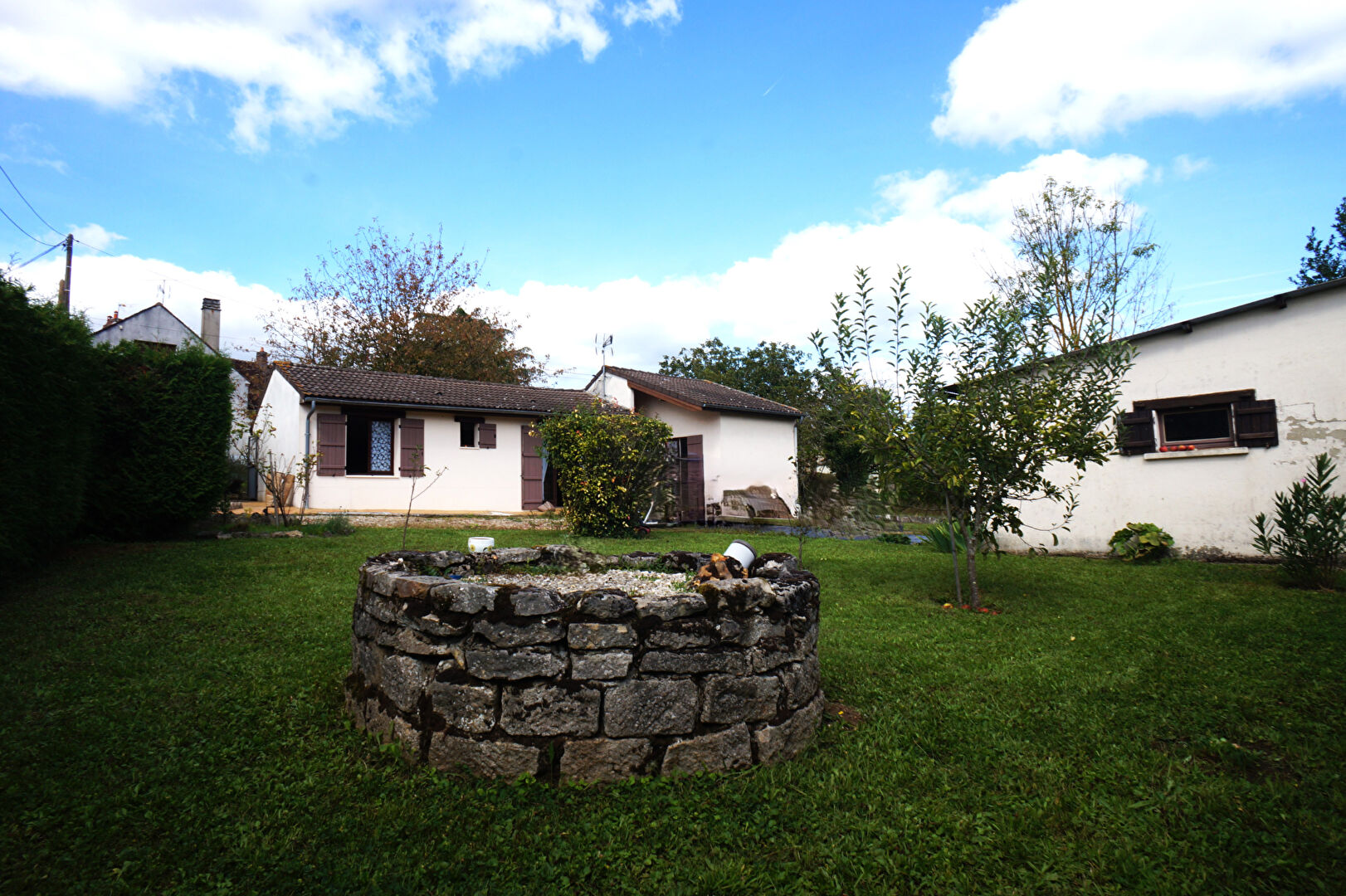 Photo Proche Joigny  maison de plain pied  au calme image 2/6