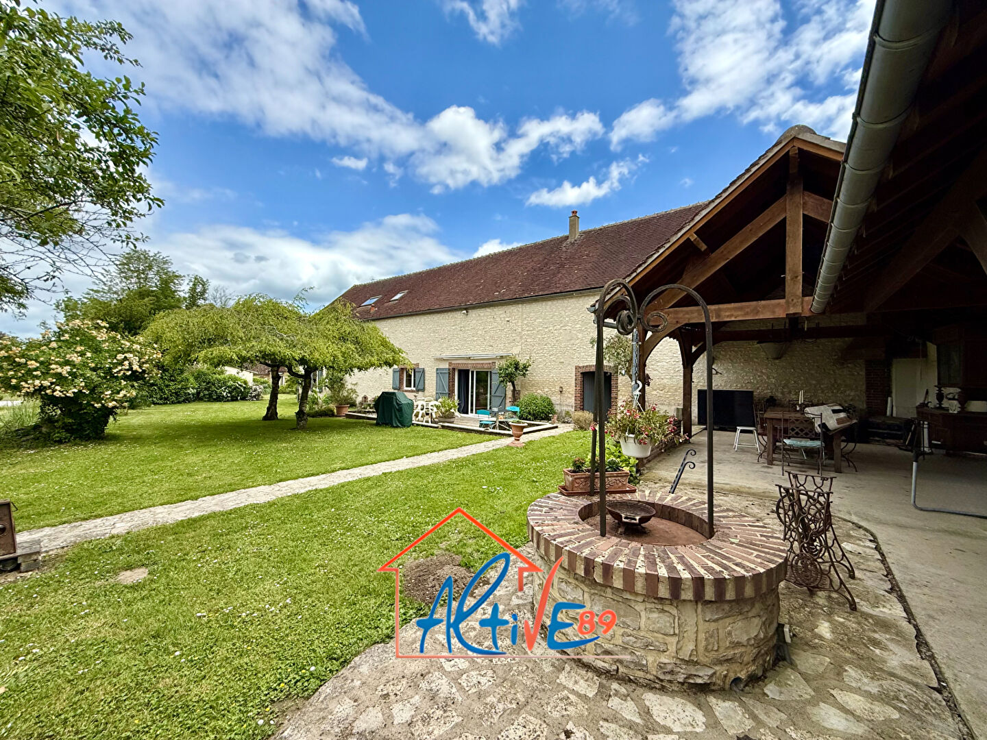Maison ancienne de 233m² à Valravillon