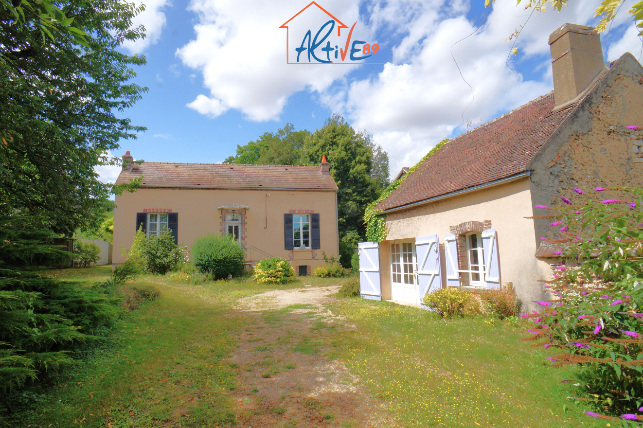 Photo Maison ancienne à 5 minutes de Joigny de 147 m² et 2em habitation de 54m² à 1H30 de PARIS image 2/6