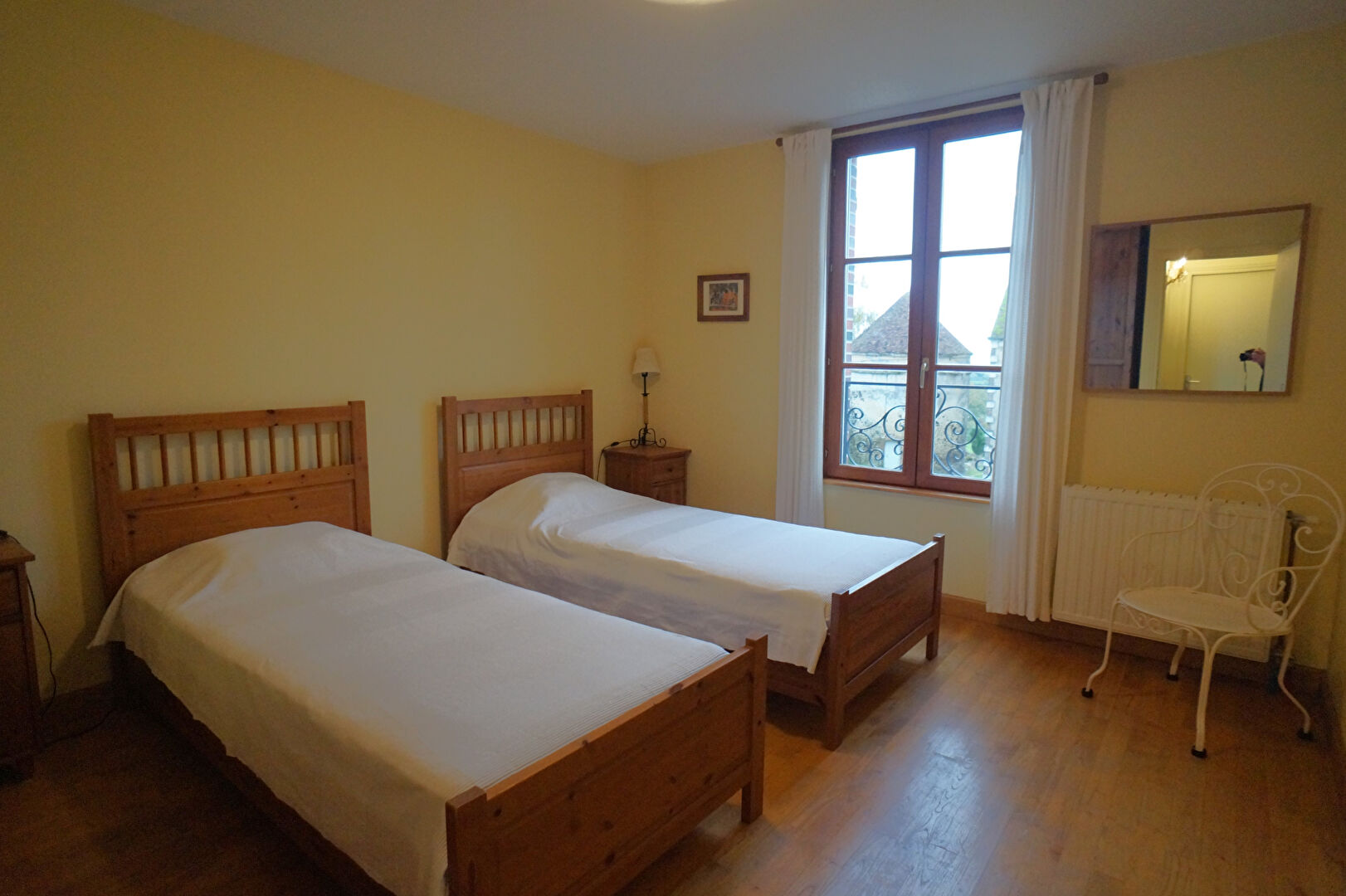 Photo Ferme et dépendances sur la commune de Diges à 5 minutes de Toucy sur 20 hectares de terrains et forêt image 6/6