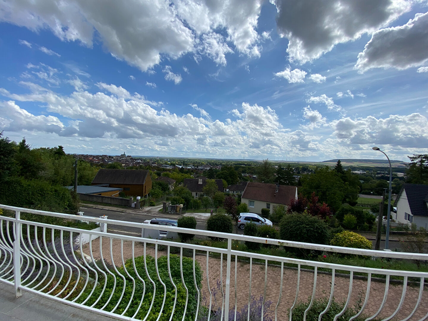 Photo JOIGNY maison familiale à deux pas du centre-ville ! image 5/6