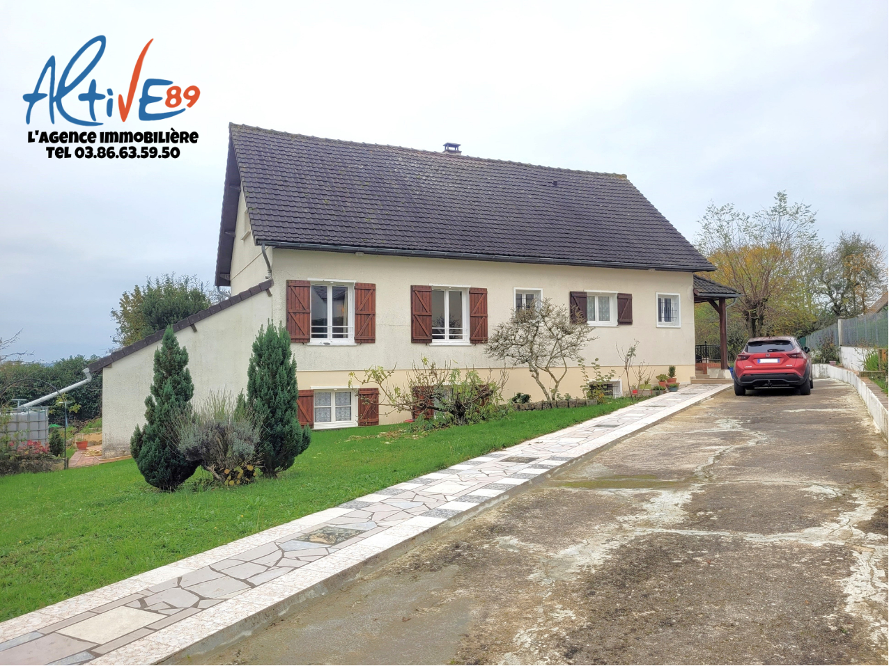 Photo Maison spacieuse de 155m² habitable sur la commune de Pourrain entre Toucy et Auxerre, village avec école. image 2/6