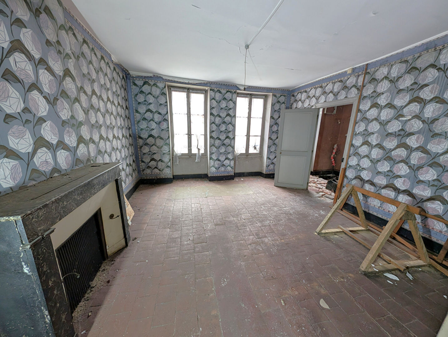 Photo Immeuble à Clamecy sur 3 niveaux de 180m² avec dépendance à l'arrière image 6/6