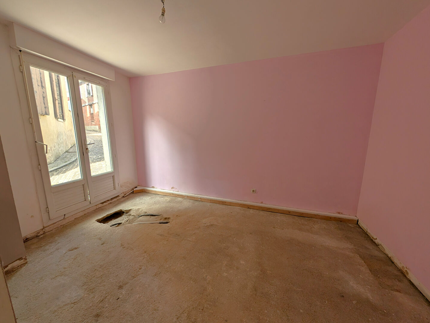 Photo Immeuble centre de Toucy composé de 3 logements image 4/6