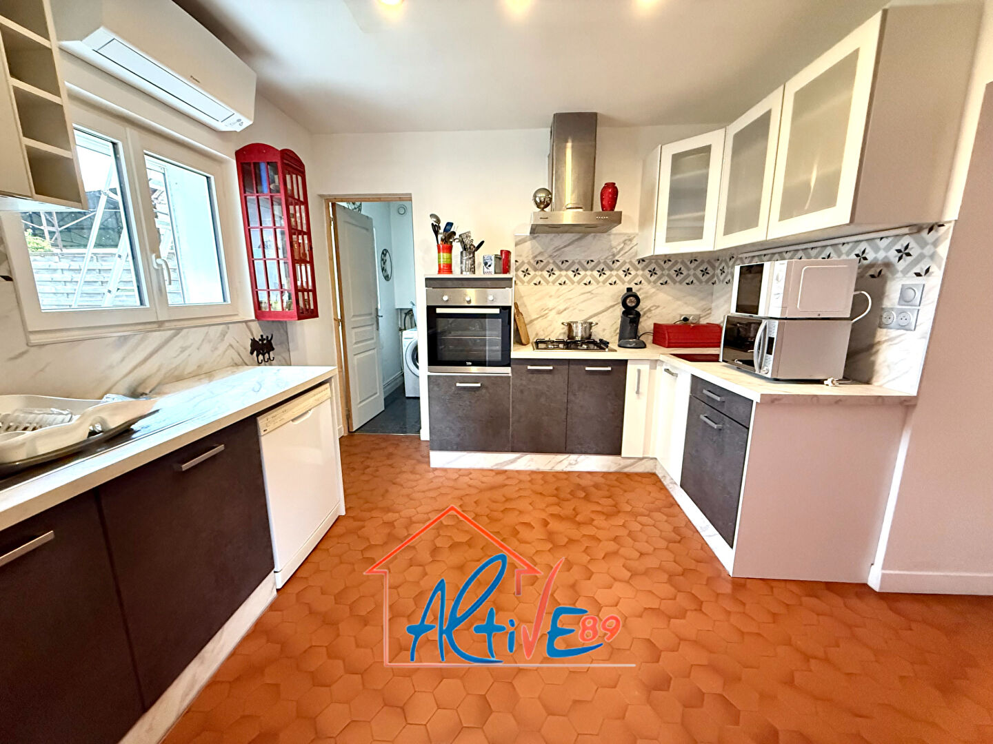 Photo Maison ancienne de 144m² à Charmoy. image 6/6