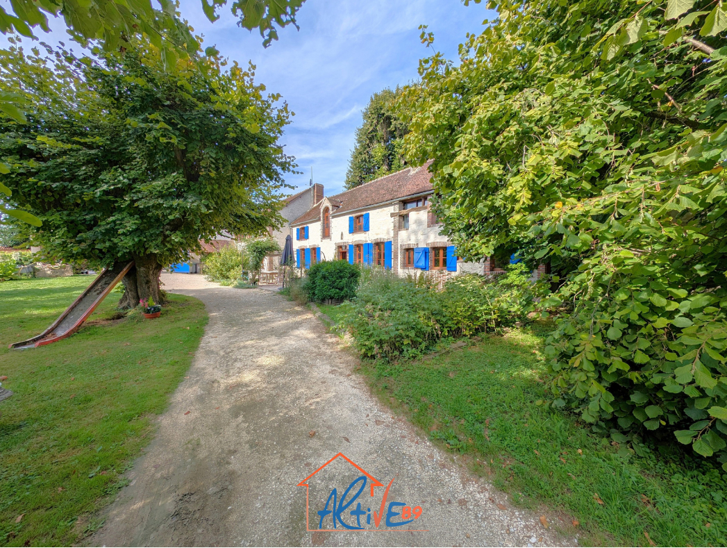 Maison secteur Guerchy proximité d'Aillant-Sur-Tholon, 10 minutes de Joigny et Auxerre