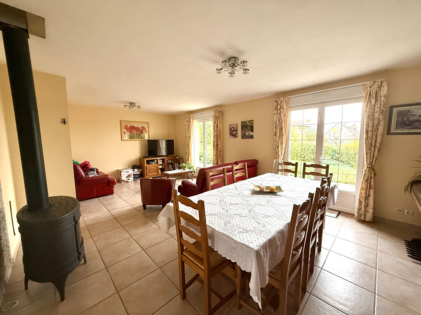 Photo Maison familiale 6 chambres à Cheny image 5/6