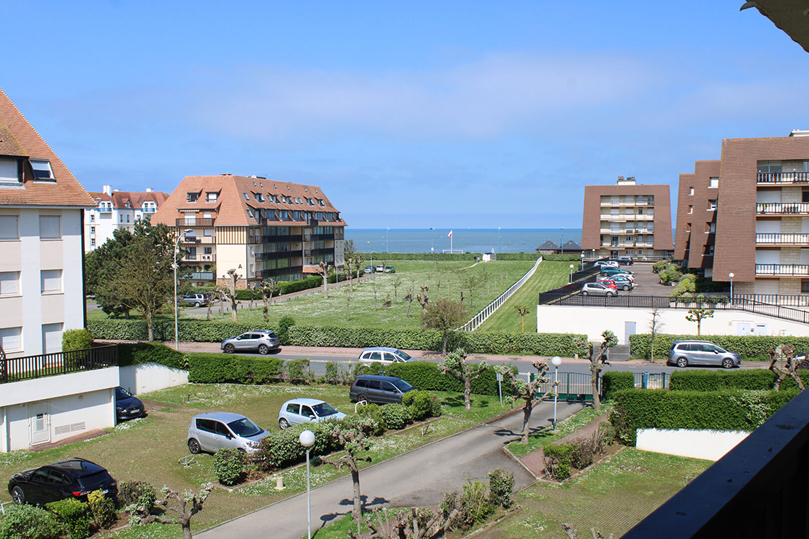 Agence immobilière de AMAJADE IMMOBILIER Saint Arnoult - AMAJADE IMMOBILIER