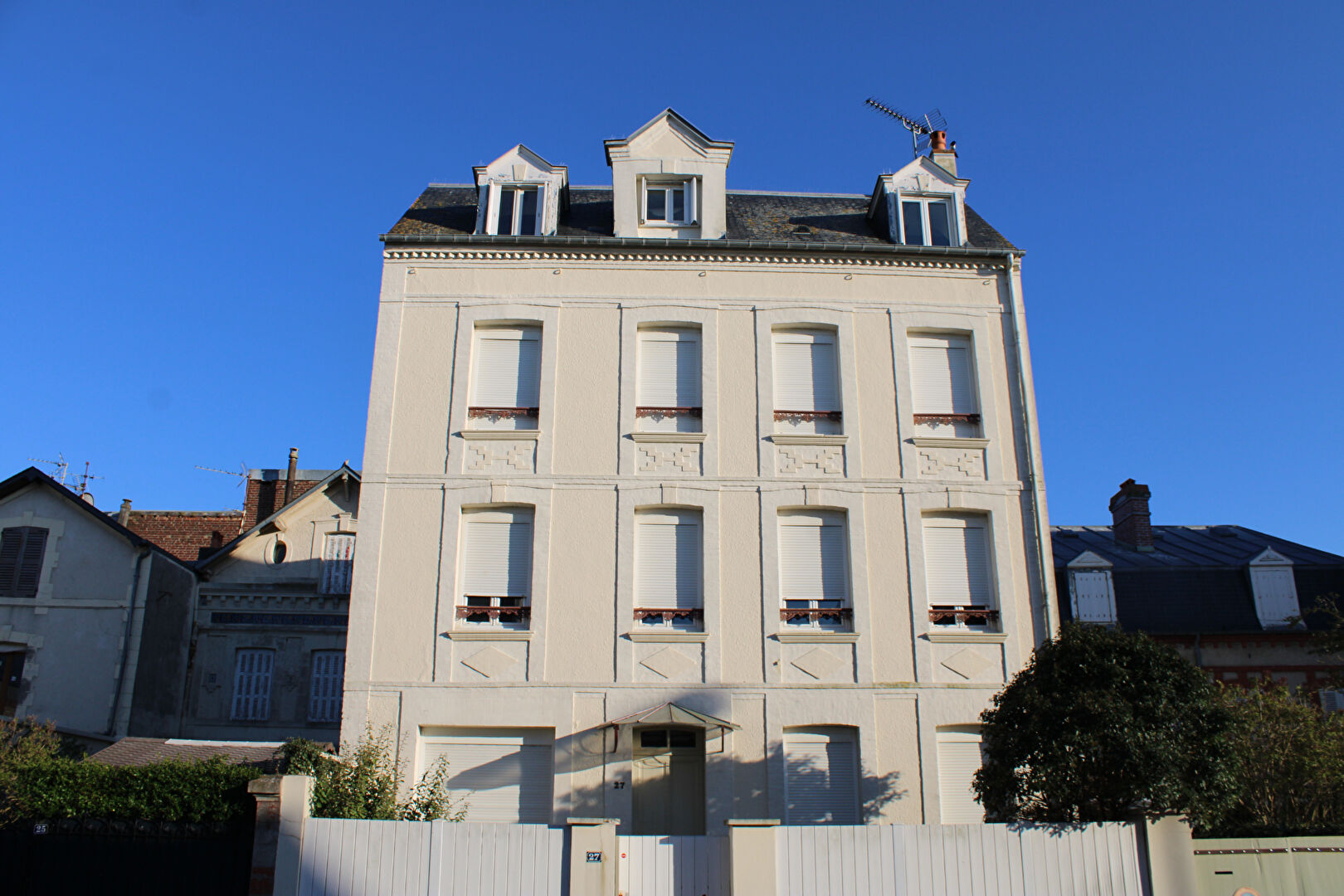 Agence immobilière de AMAJADE IMMOBILIER Saint Arnoult - AMAJADE IMMOBILIER