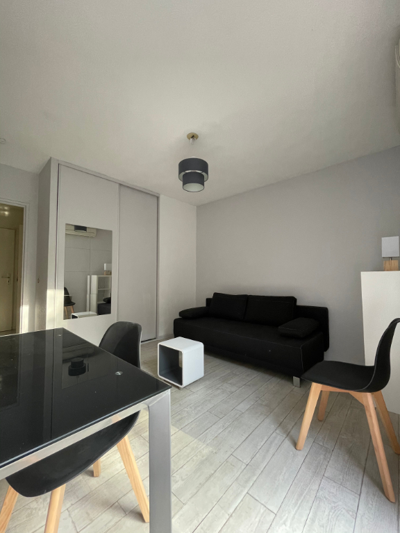 PAU secteur HIPPODROME - studio climatisé