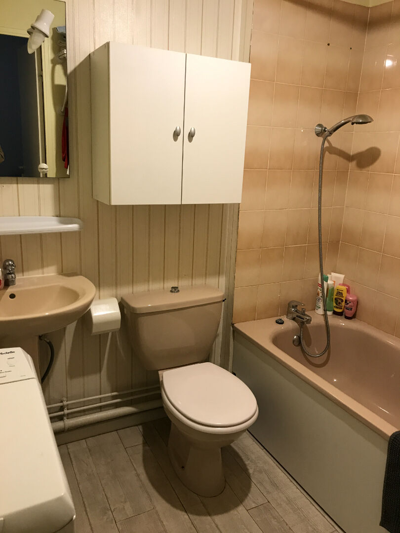 Photo PAU secteur HIPPODROME - studio climatisé image 4/6