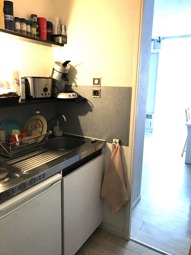 Photo PAU secteur HIPPODROME - studio climatisé image 5/6