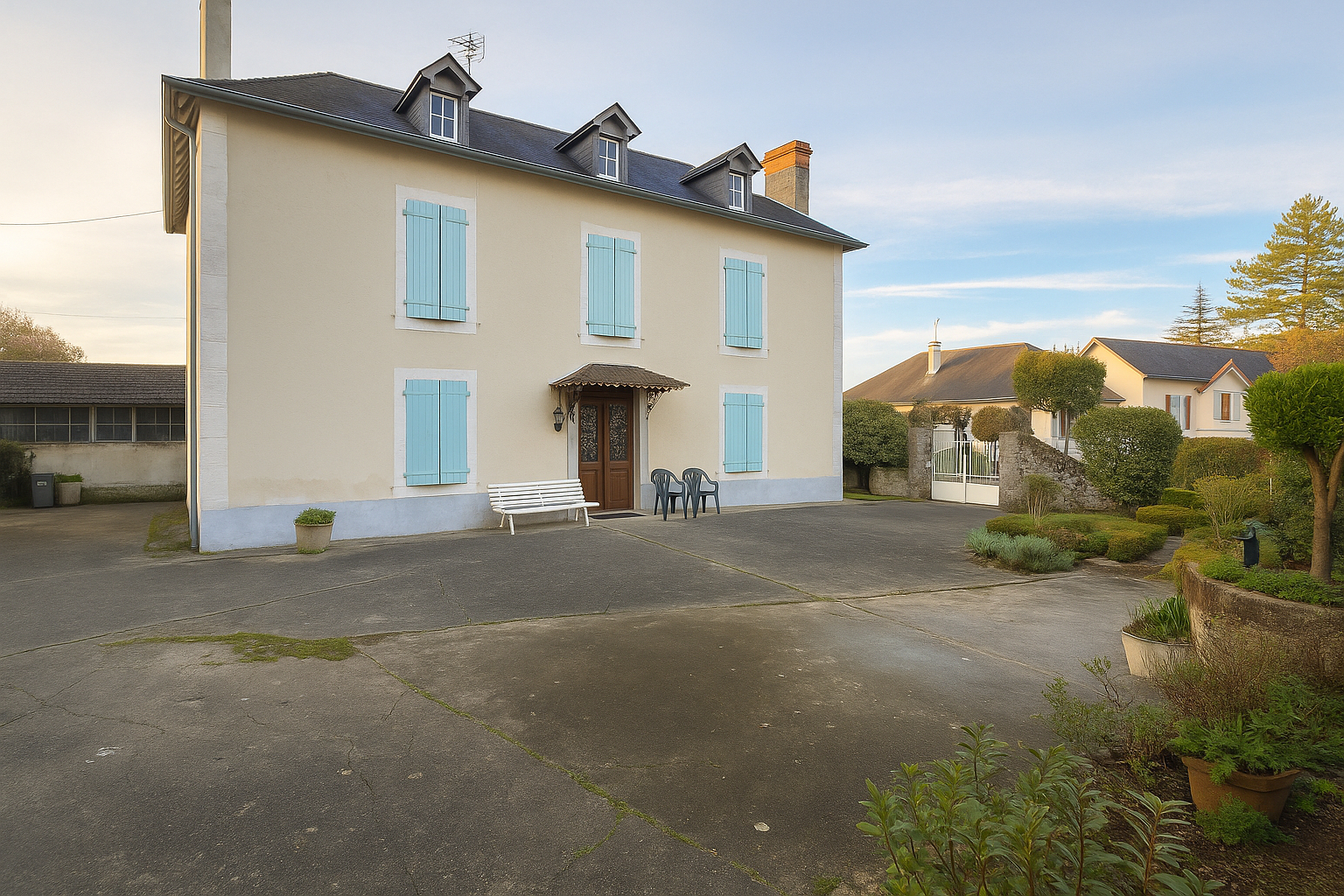 Beyrie En Bearn 6 pièce(s) 170 m2