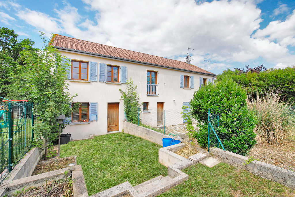 MAISON /7 PIÈCES  AU CALME