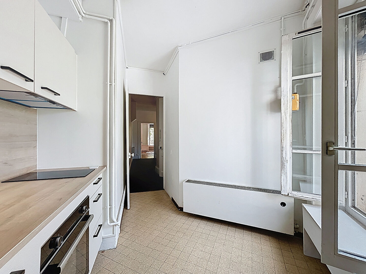 Photo CLOS JOUVE - T3 de 76m² LYON 04 CHARTREUX image 2/6