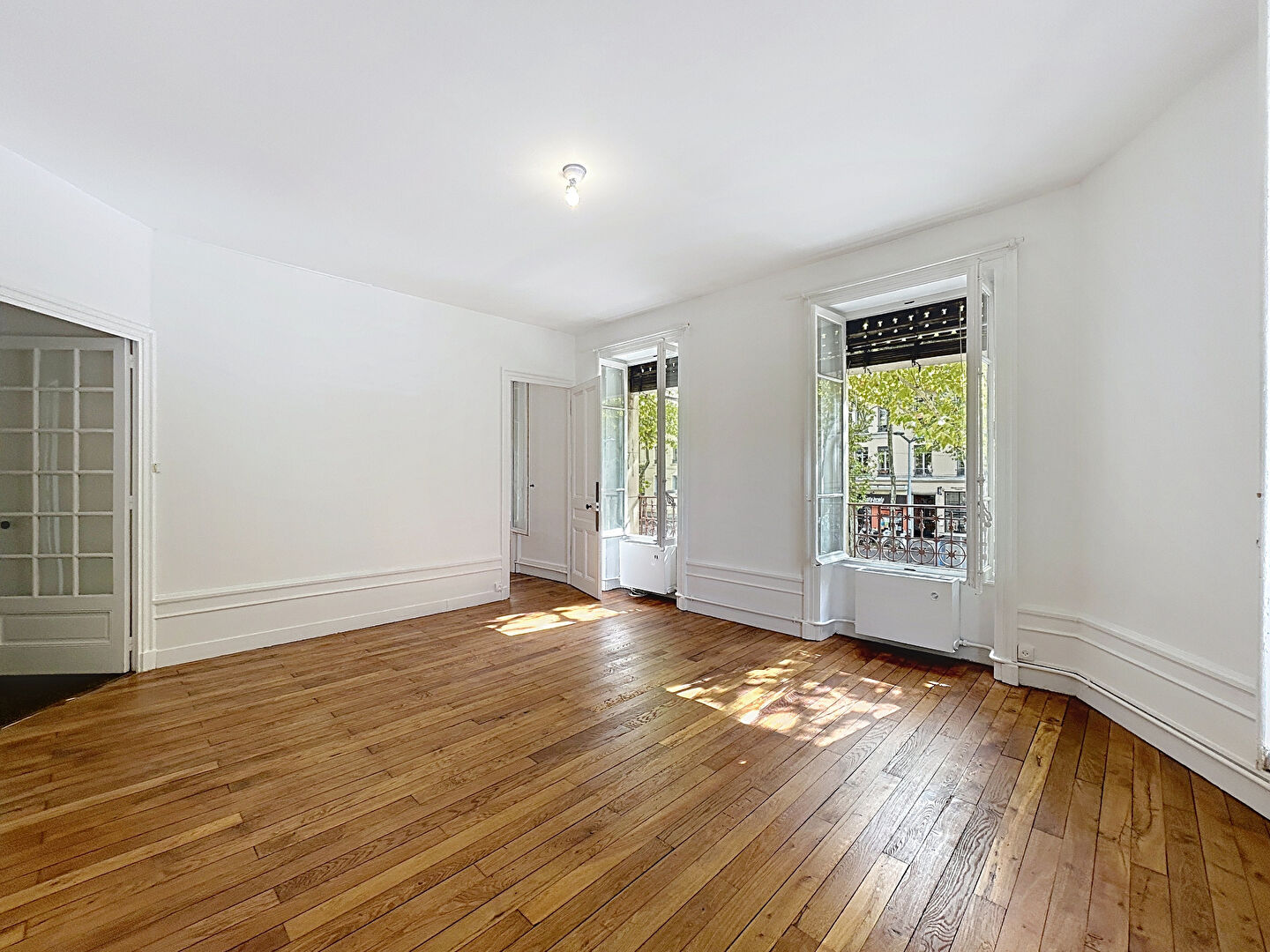 Photo CLOS JOUVE - T3 de 76m² LYON 04 CHARTREUX image 4/6