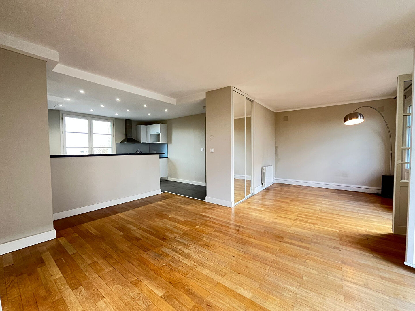 LES CASTORS  -  T3 de 70m² avec balcon - LYON 05 ST IRÉNÉE