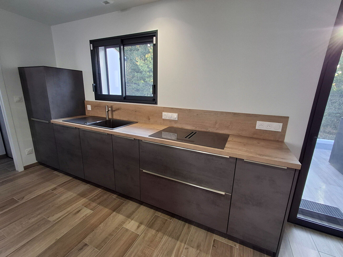 Photo Maison neuve à Aigrefeuille d'Aunis prestations haut de gamme image 4/6