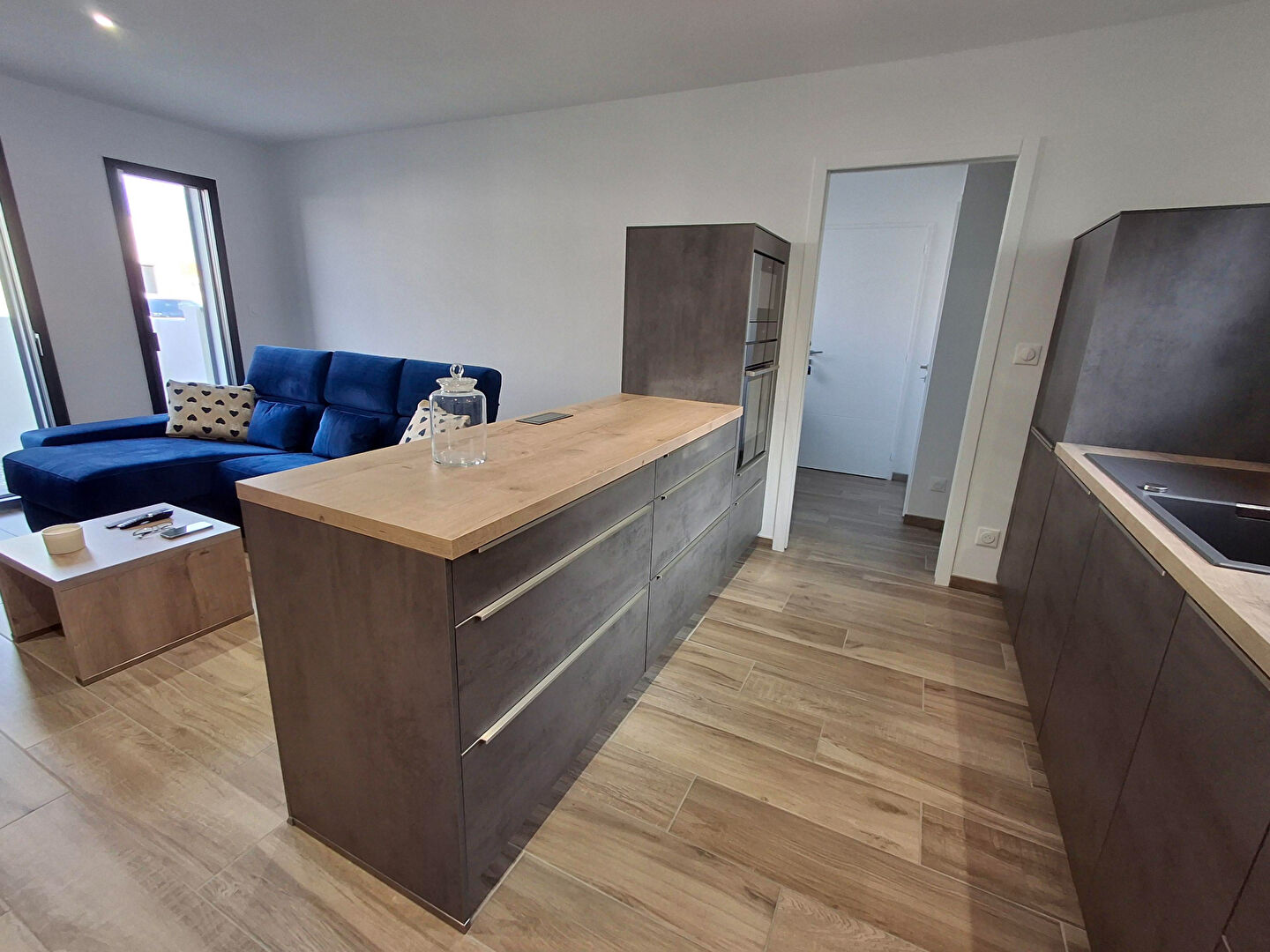 Photo Maison neuve à Aigrefeuille d'Aunis prestations haut de gamme image 5/6