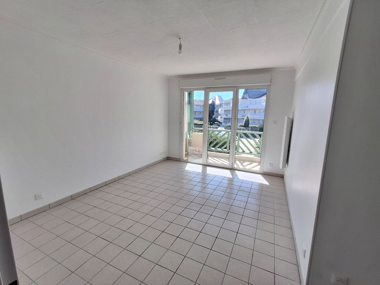 Photo Appartement  2 pièce(s) 34.66 m2 image 1/6