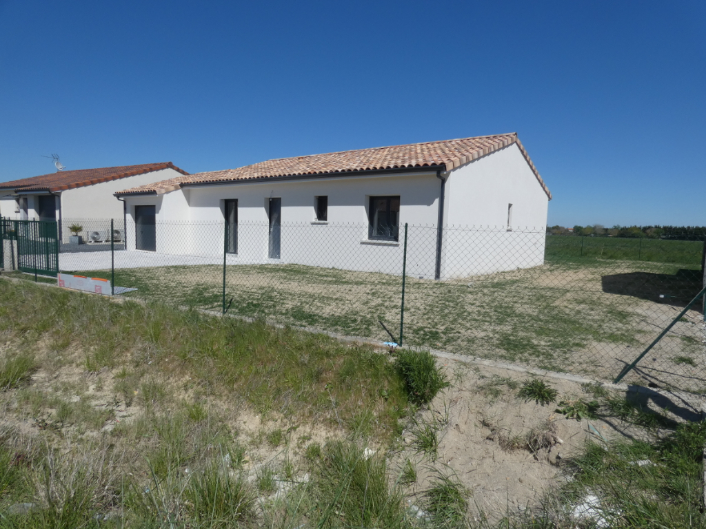 Photo Villa de plain pied sur un terrain de 596 m² image 3/5