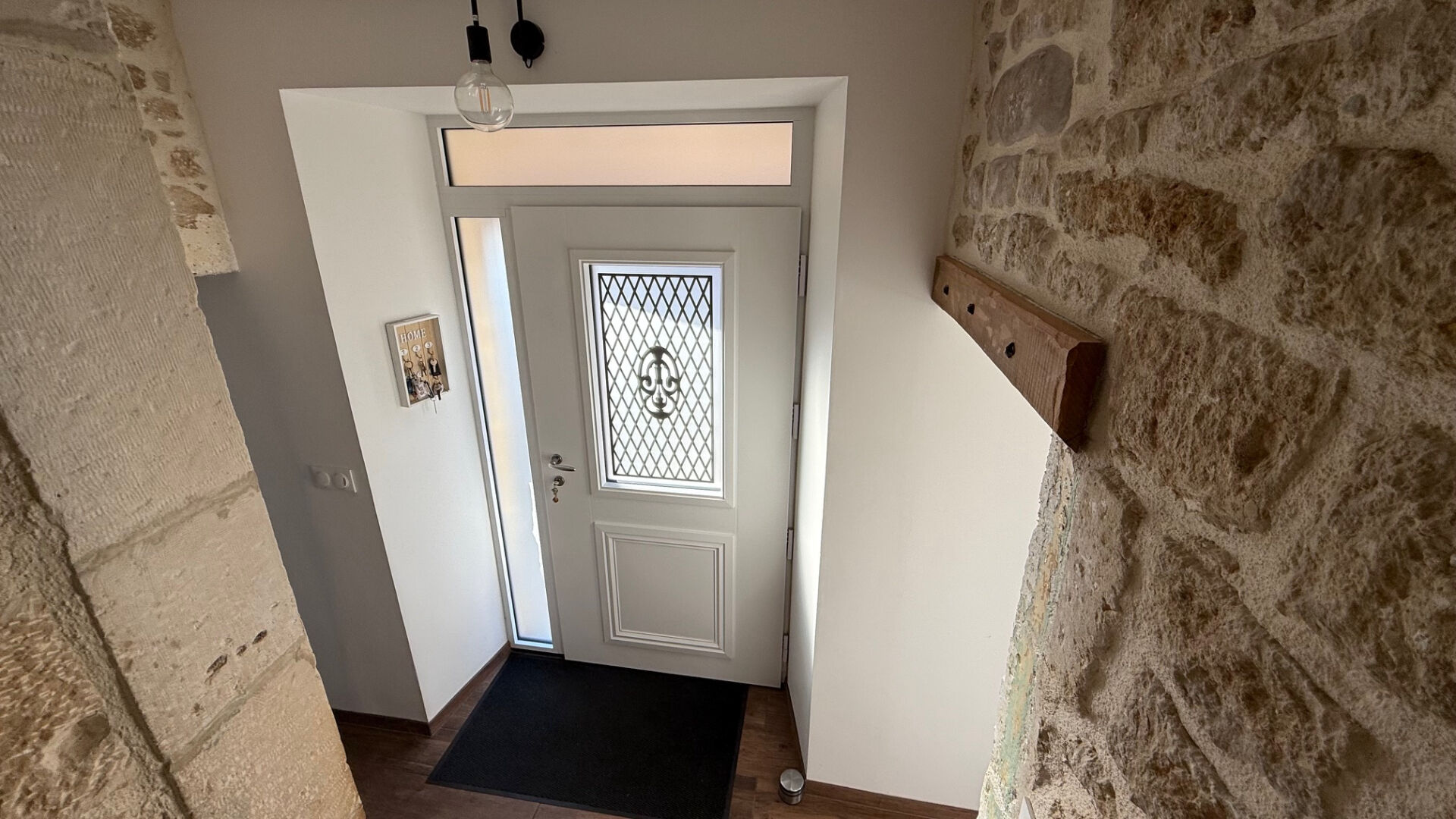 Photo PICAUVILLE - MAISON EN PIERRE ENTIEREMENT RENOVEE image 5/6