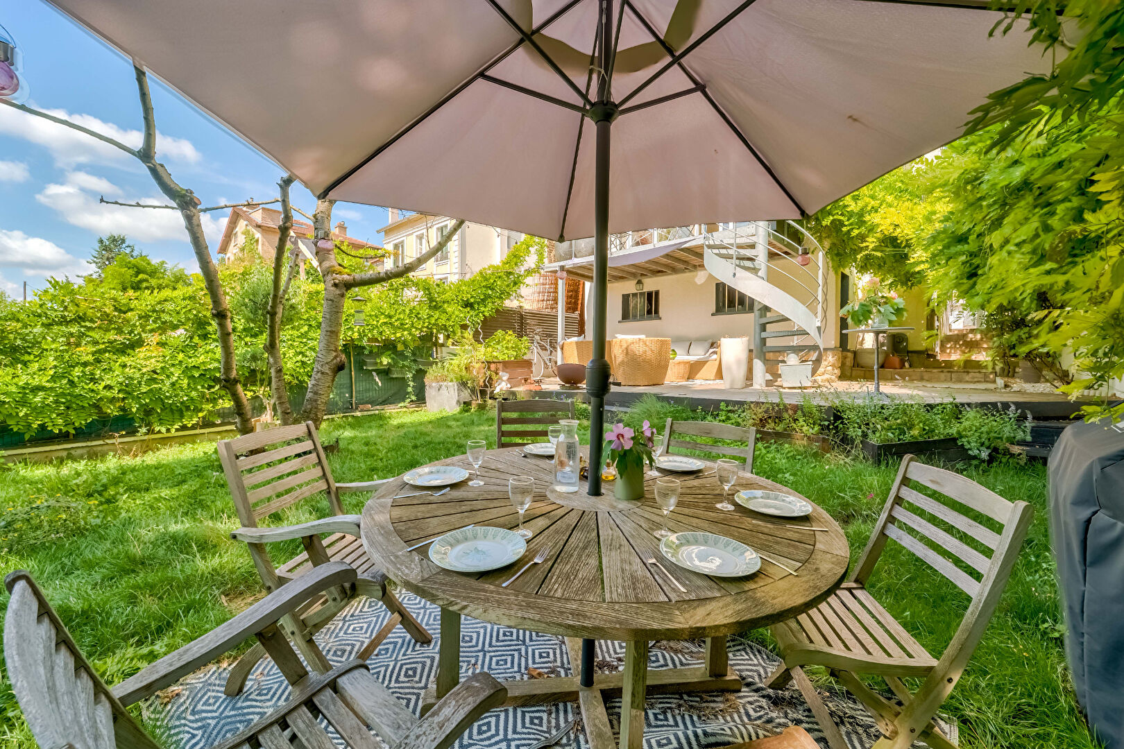 Agence immobilière de APPARTEMENTS ET MAISONS Meudon - APPARTEMENTS ET MAISONS Sèvres