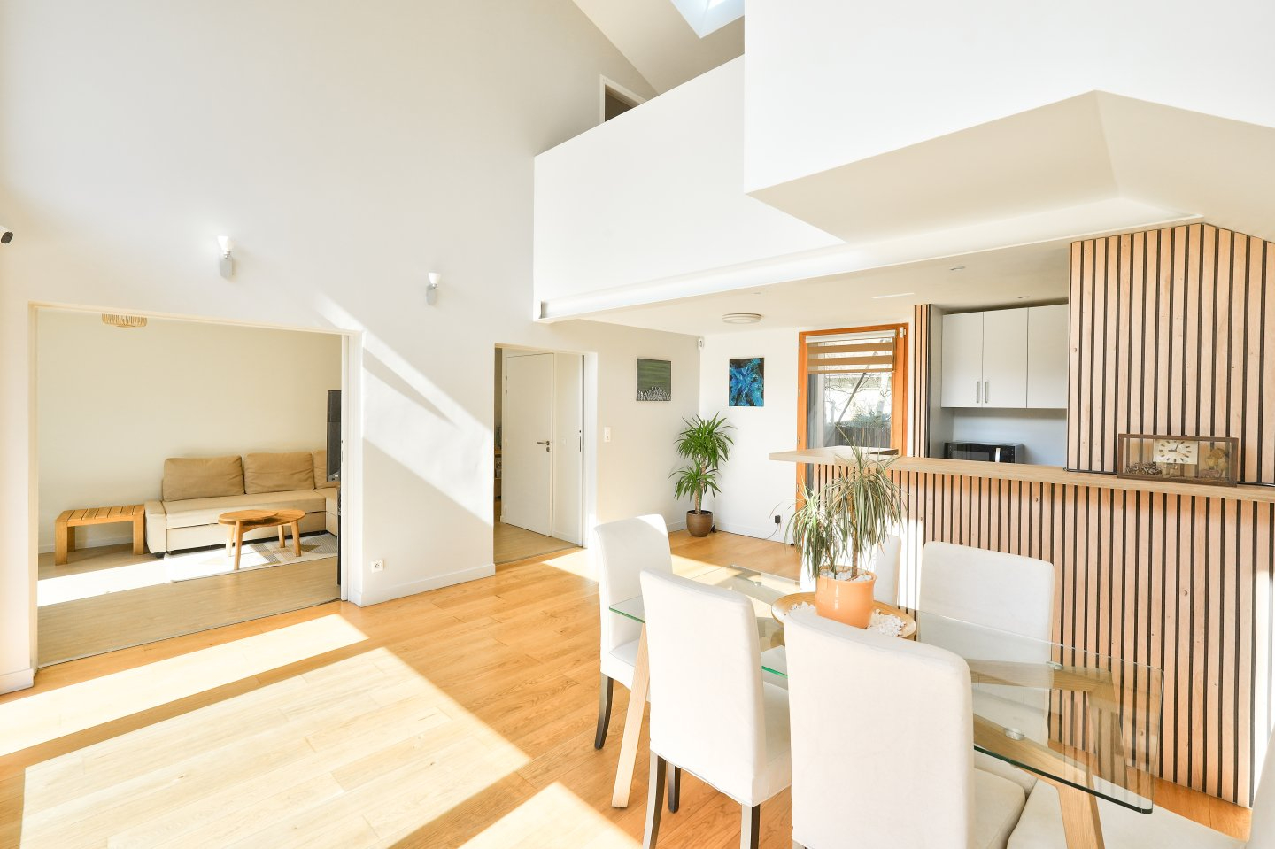 Maison d'architecte 5 pièces sur terrain de 243 m²