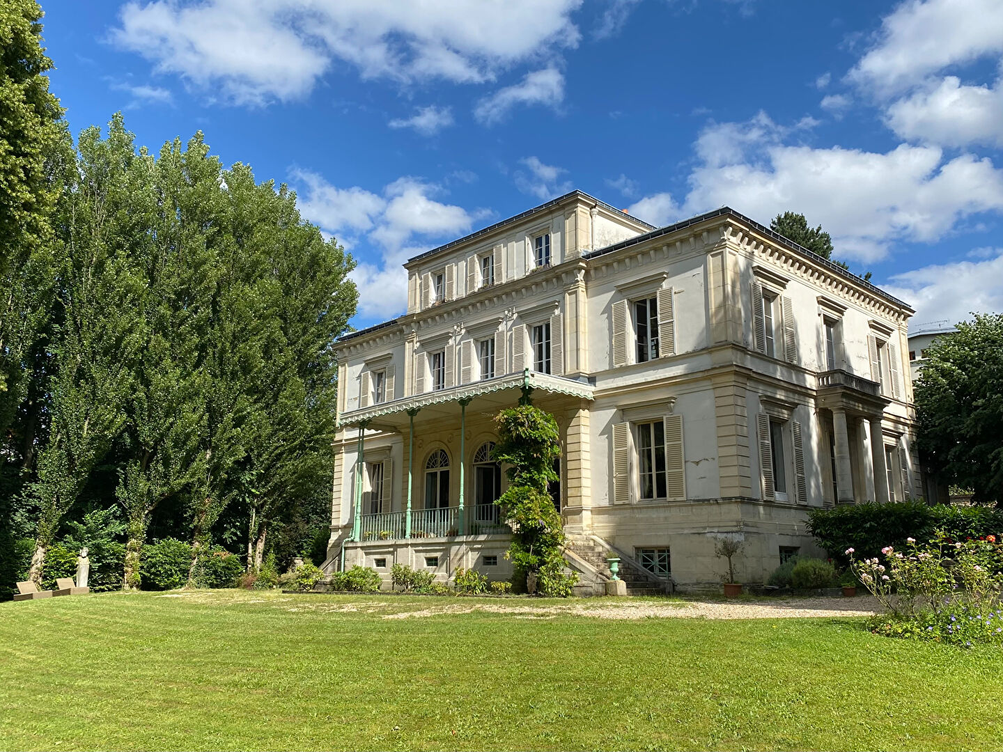 Agence immobilière de APPARTEMENTS ET MAISONS Meudon - APPARTEMENTS ET MAISONS Meudon