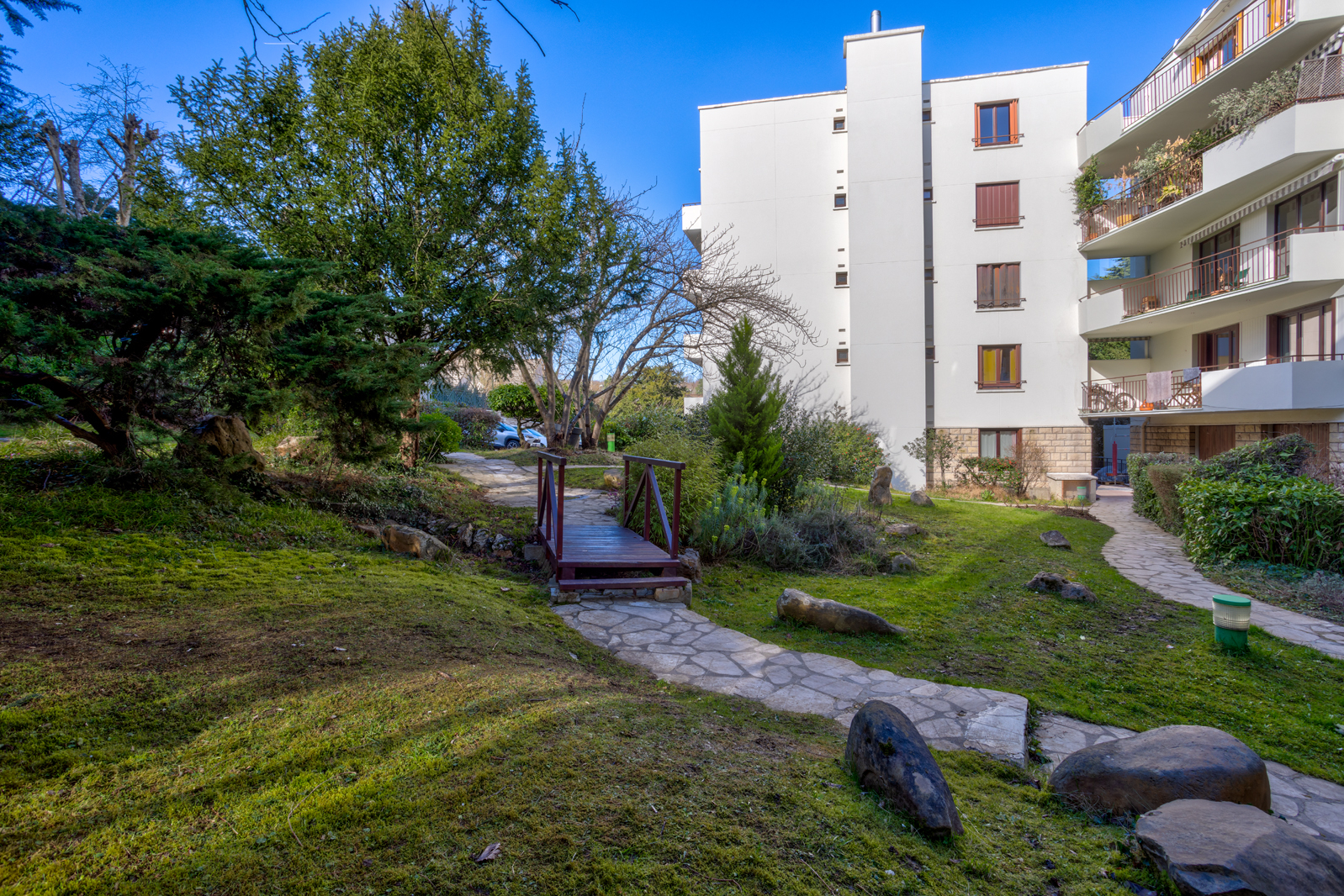 Agence immobilière de APPARTEMENTS ET MAISONS Meudon - APPARTEMENTS ET MAISONS Sèvres