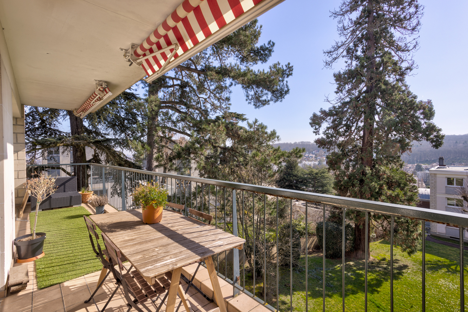 Agence immobilière de APPARTEMENTS ET MAISONS Meudon - APPARTEMENTS ET MAISONS Sèvres