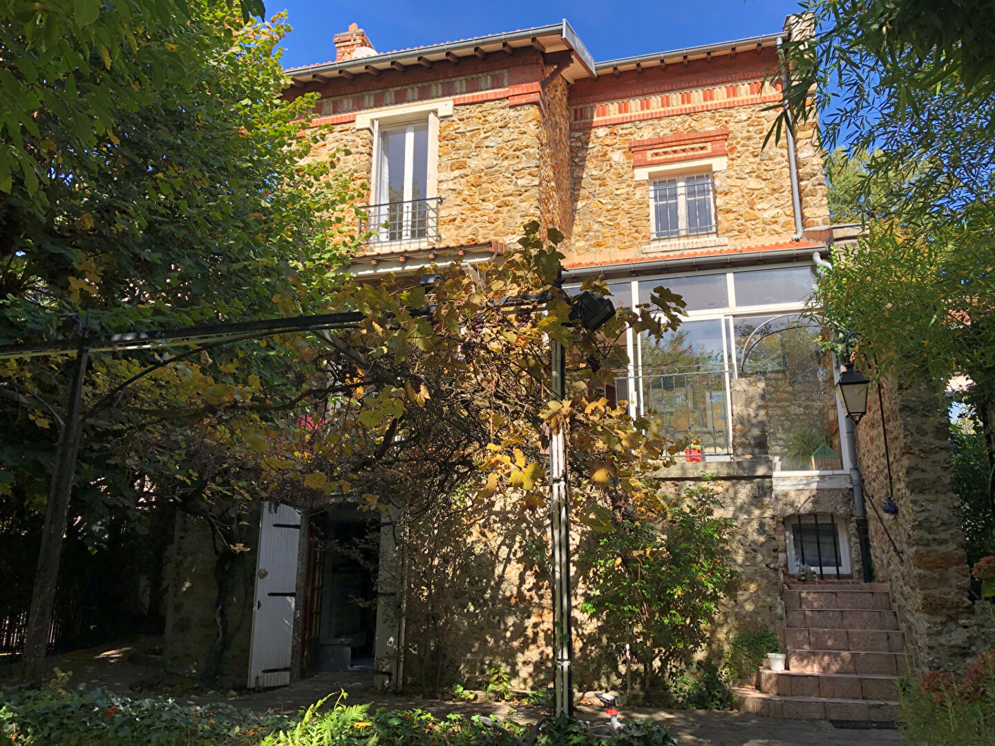 Agence immobilière de APPARTEMENTS ET MAISONS Meudon - APPARTEMENTS ET MAISONS Sèvres
