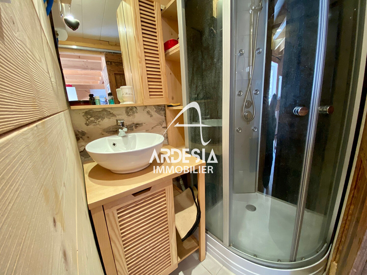 Photo Saint-Julien Montdenis, maison de vigne entièrement rénovée image 6/6