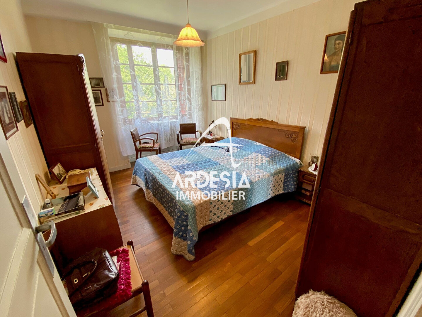 Photo Appartement 3 pièces avec garage, cave, jardin et place de stationnement. image 2/6