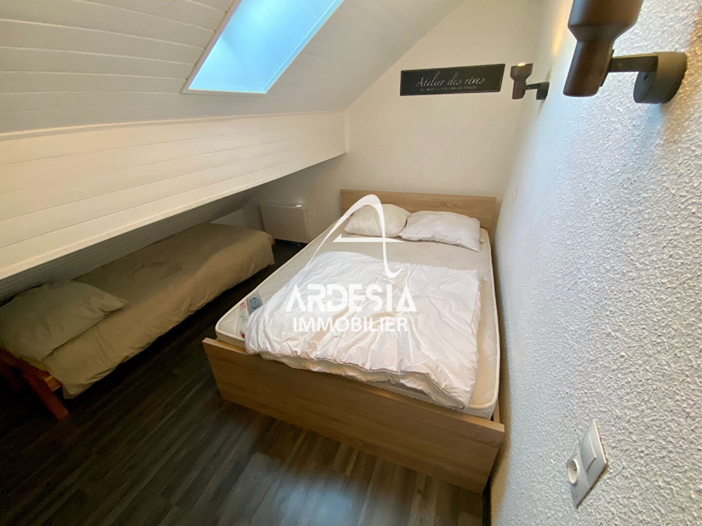 Photo Jarrier, Appartement T2 d'une surface de 46,5m² au sol, et 27,5 m² loi carrez image 5/6