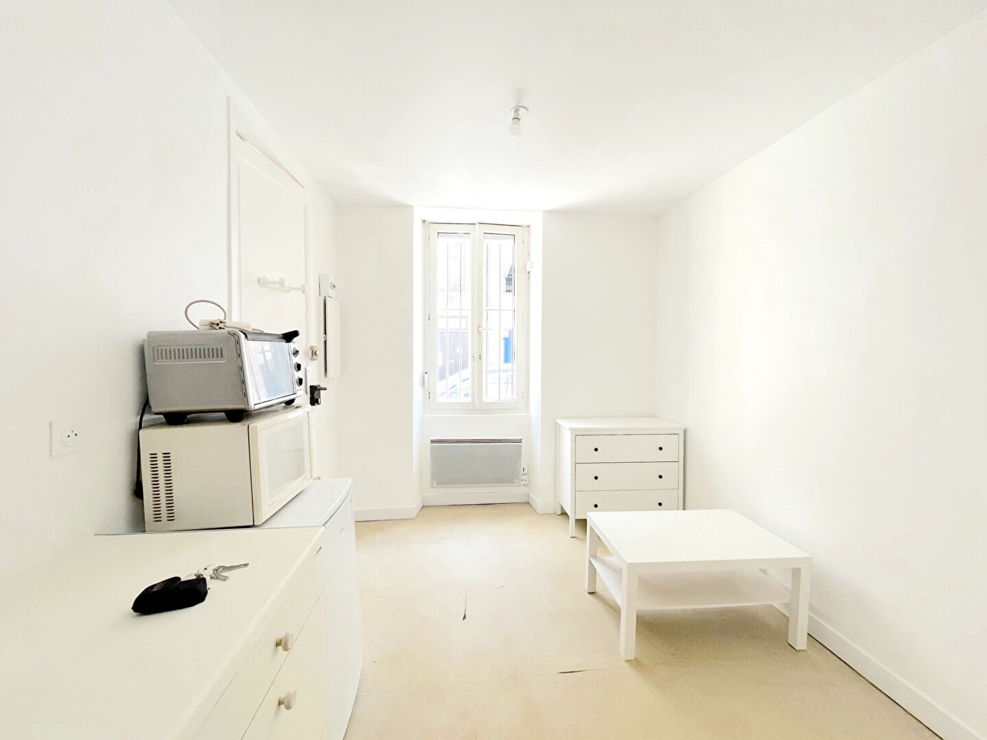 A LOUER APPARTEMENT DE TYPE 2 MEUBLE - BORDEAUX PLACE PAUL DOUMER