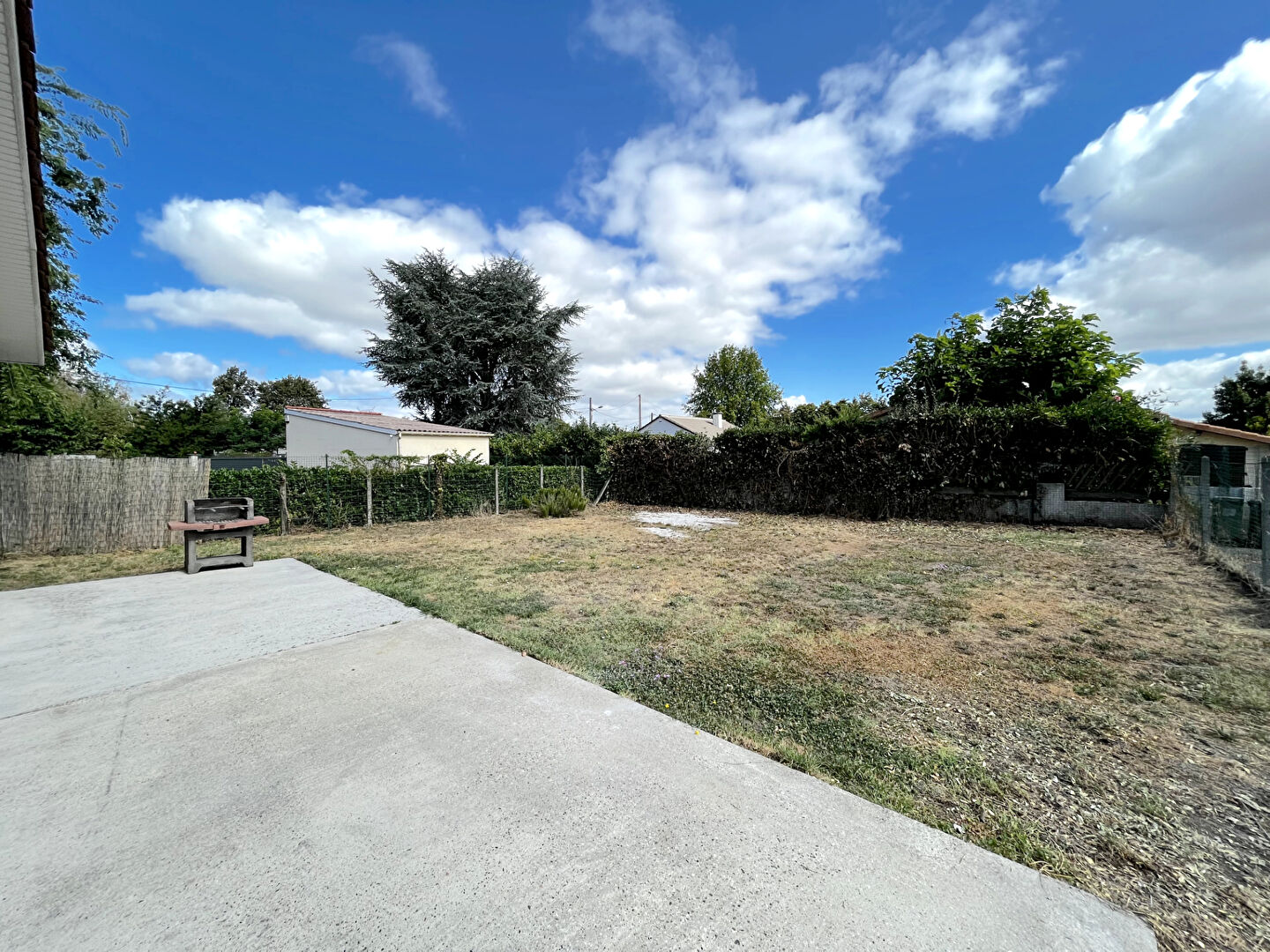 Photo Maison à louer à Ambarès-et-Lagrave - Référence 229GARROW image 2/6