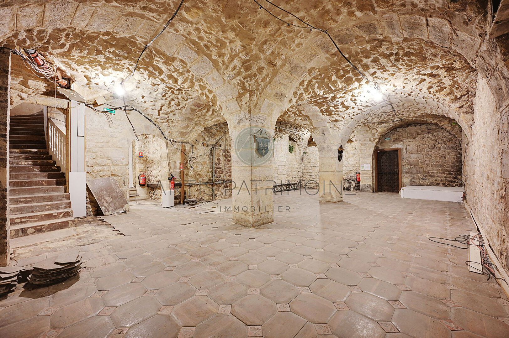 Photo Local commercial 180m2- Saint-Germain des près. image 3/6