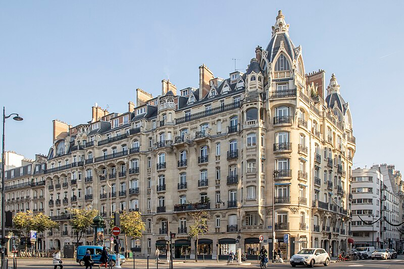 MAGNIFIQUE STUDIO XVII PARIS