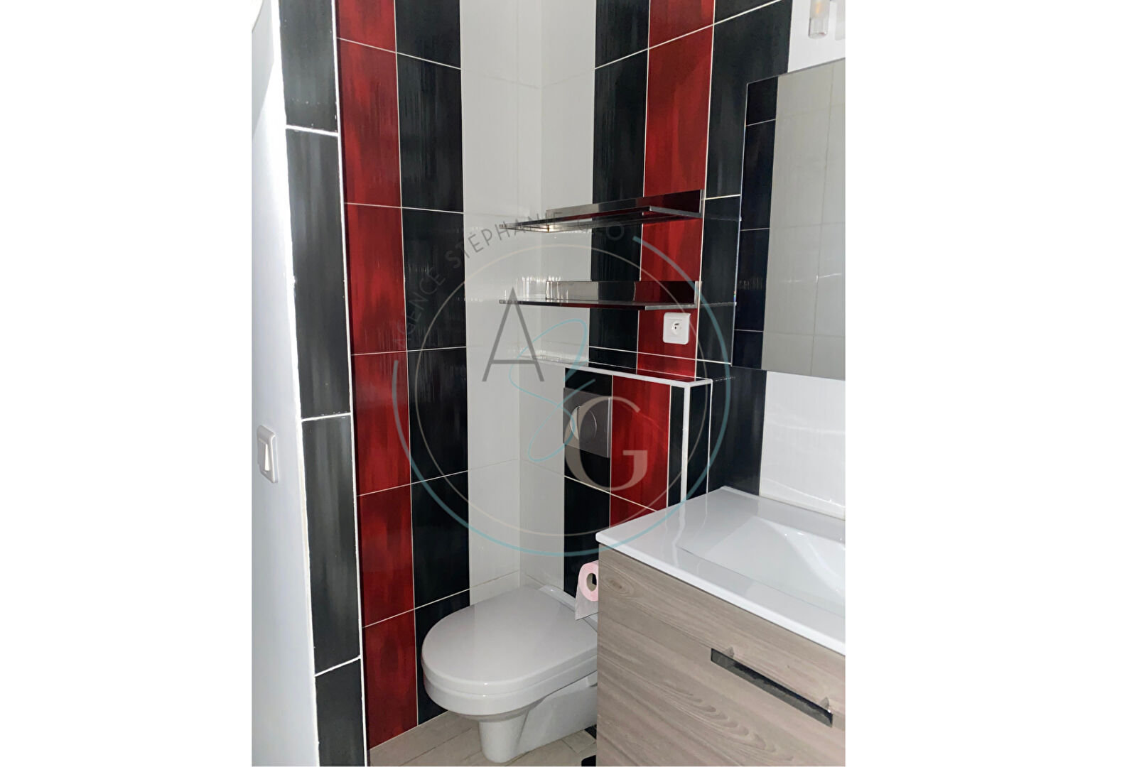 Photo CAVALAIRE SUR MER  - Location annuelle T2 meublé 37.5m² image 5/6